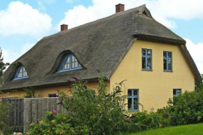 Semi-detached house in the port village of Vieregge on the island of Rügen, Neuenkirchen